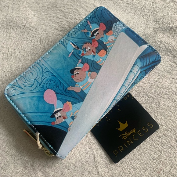 Loungefly x Disney Cinderella Mice Scenes Wallet Purse Bag NWT - Picture 10 of 14